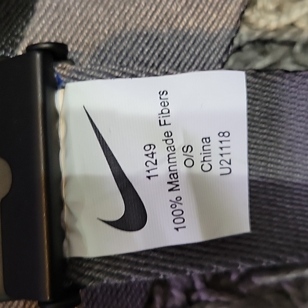 Nike belt - Picture 3 of 3